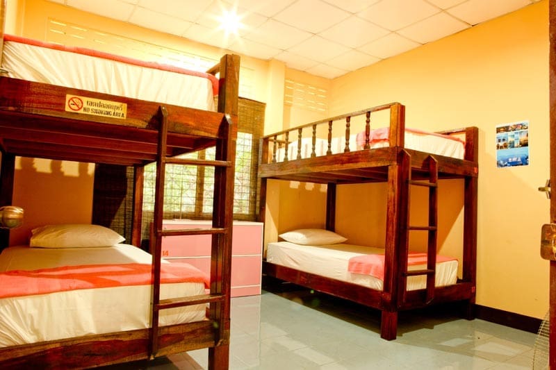 Free Dorm Accommodation Koh Tao Thailand