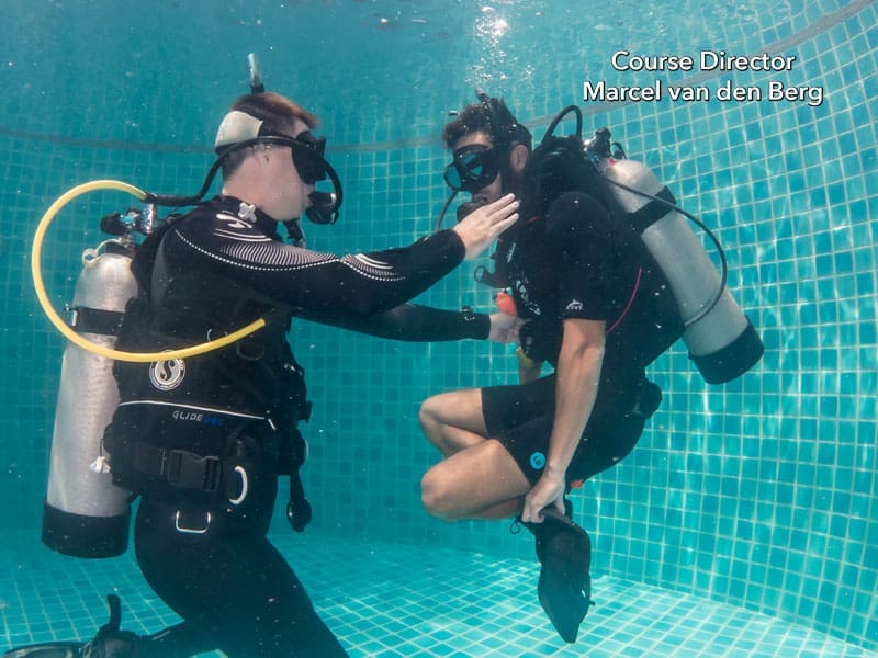 PADI Confined Water Dive 3