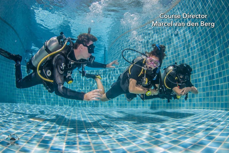 PADI Confined Water Dive 5