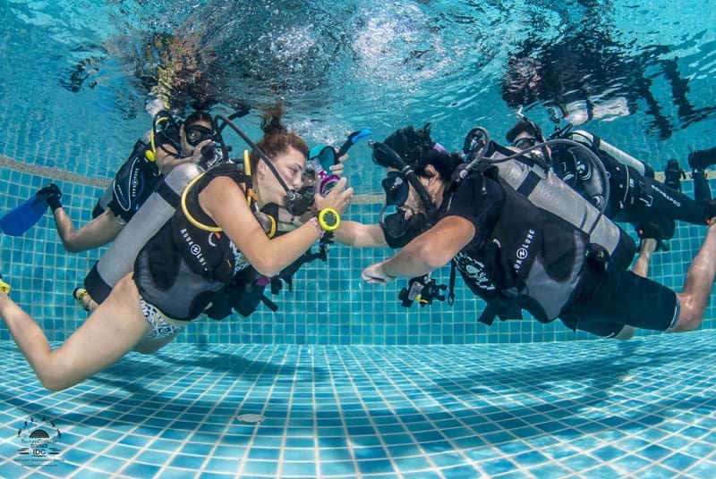 PADI Mask Removal and Replacement Neutrally Buoyant