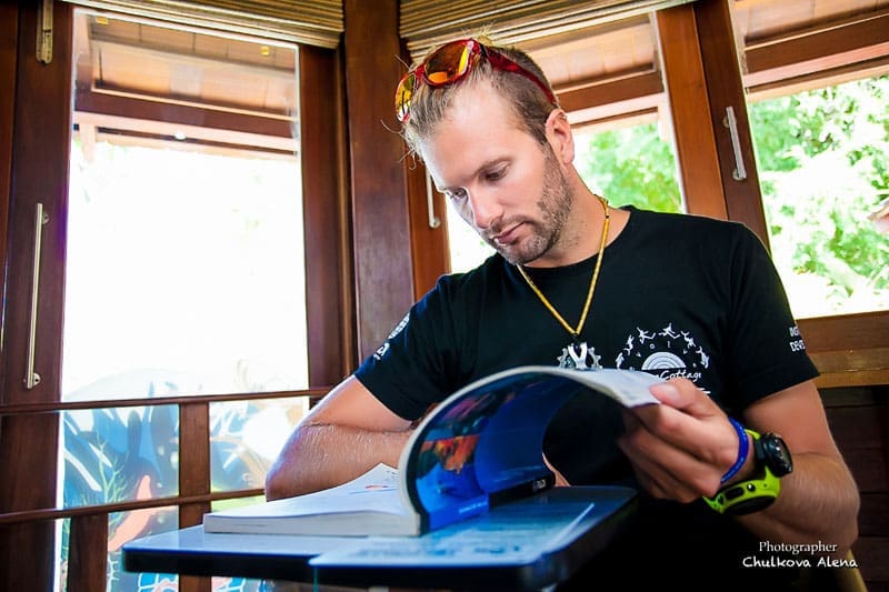 PADI Open Water Diver Manual Answers Chapter 3