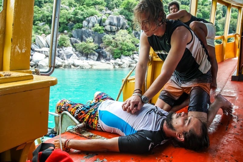 provide CPR scuba PADI Open Water Knowledge Review 3 Answers