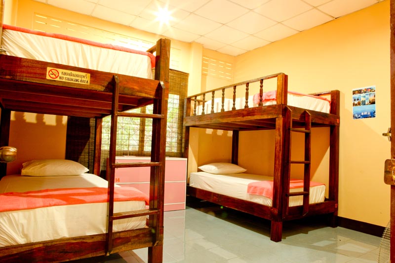 Free Dorm Accommodation Koh Tao Thailand